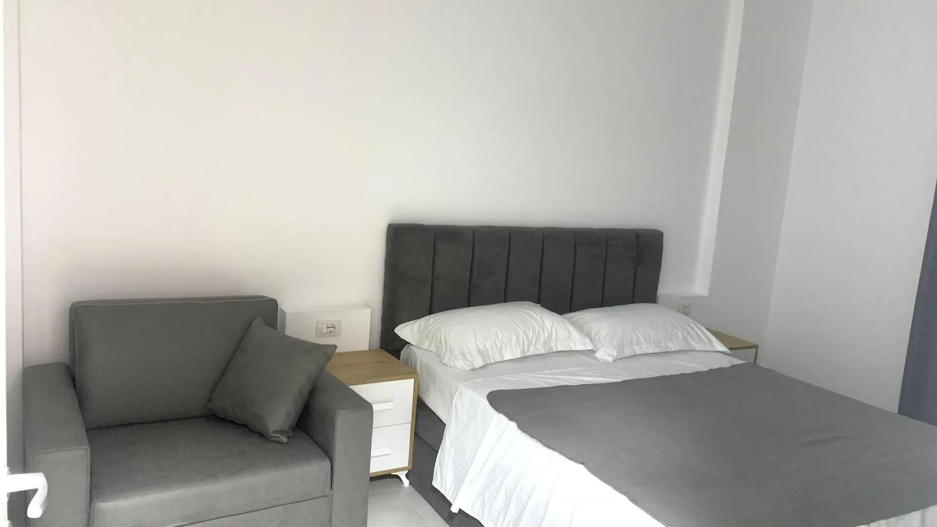 Banesa Me Qera 15,36 Rana Hedhun Shengjin Apartment Lezhe Albania